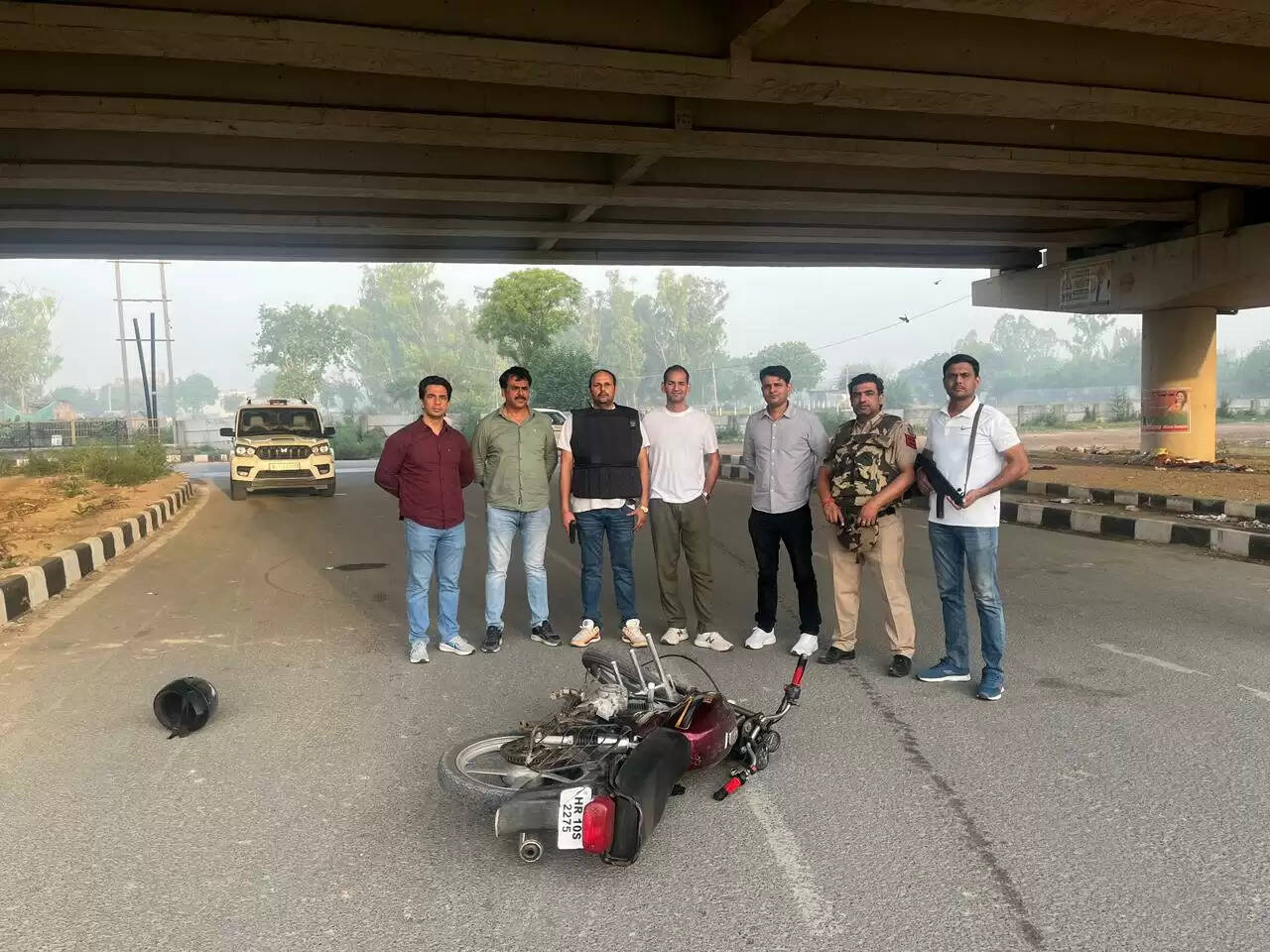 द्वारका में मुठभेड़: हत्या की कोशिश के दो आरोपित दबोचे, एक को गोली लगी