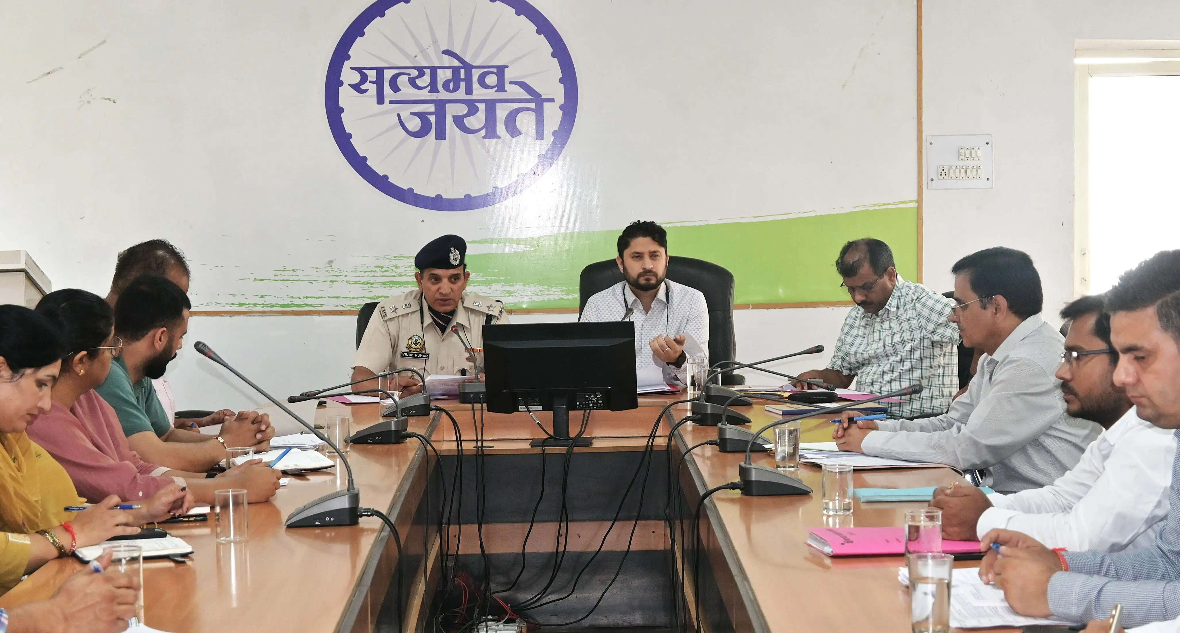 नशे के खिलाफ अभियान: युवाओं को नशे से दूर रखने के लिए रचनात्मक गतिविधियों से जोड़ें: अपूर्व देवगन