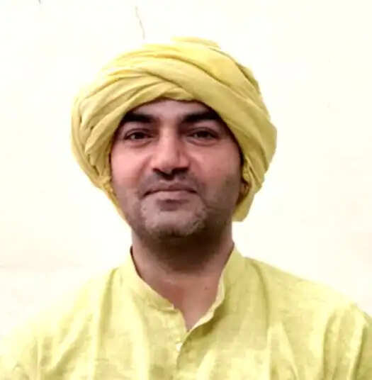 आईसीसीआर के अंतरराष्ट्रीय योग शिक्षक पैनल में गुरुकुल के डॉ. मनोज कुमार का चयन