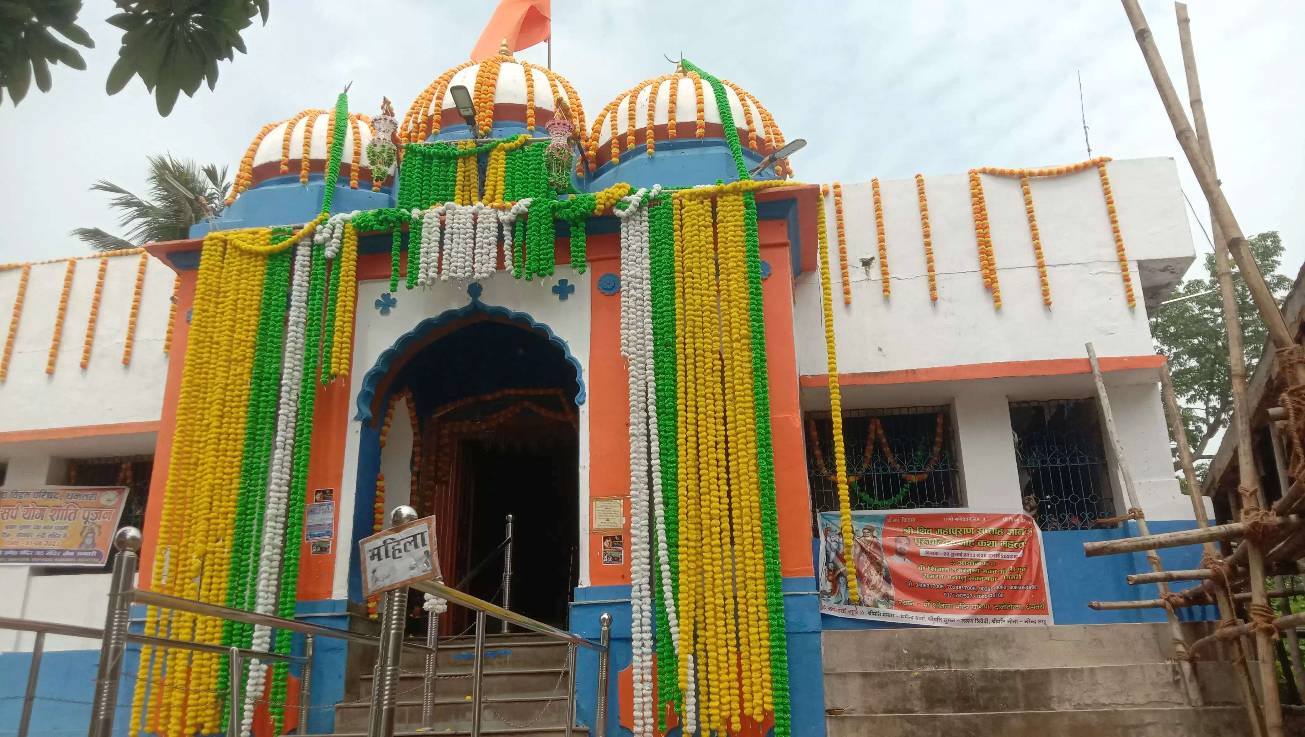 श्रावण मास का शुभारंभ, शिवालयों में दर्शन-पूजन के लिए पहुंचने लगे श्रध्दालु