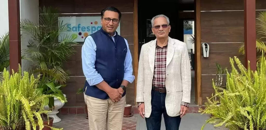 पूर्व प्रधानमंत्री बाबूराम भट्टराई से उम्मीदवारी वापस लेने का आग्रह