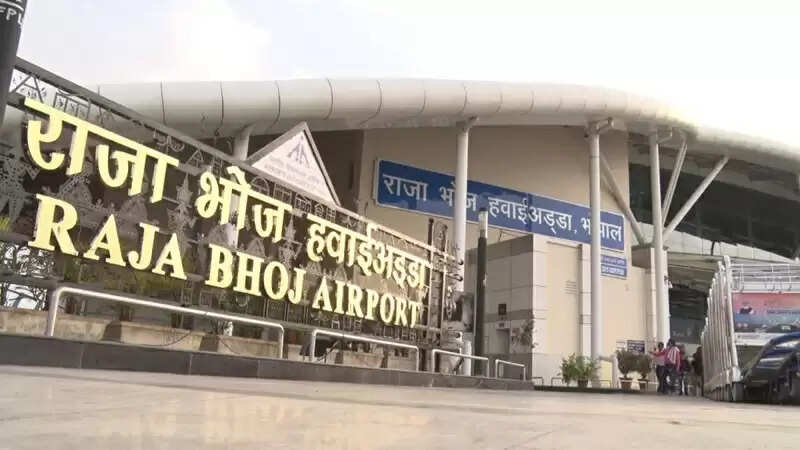 भोपाल : राजा भोज एयरपोर्ट पर आधुनिक आईएलएस-2 शुरू, खराब मौसम में भी उड़ानों को मिलेगी राहत