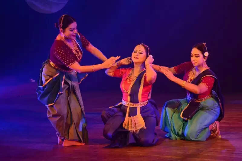 सदानीरा समागम : भारत भवन के अंतरंग सभागार में नृत्‍य नाटिका जीवनम् की प्रस्तुति