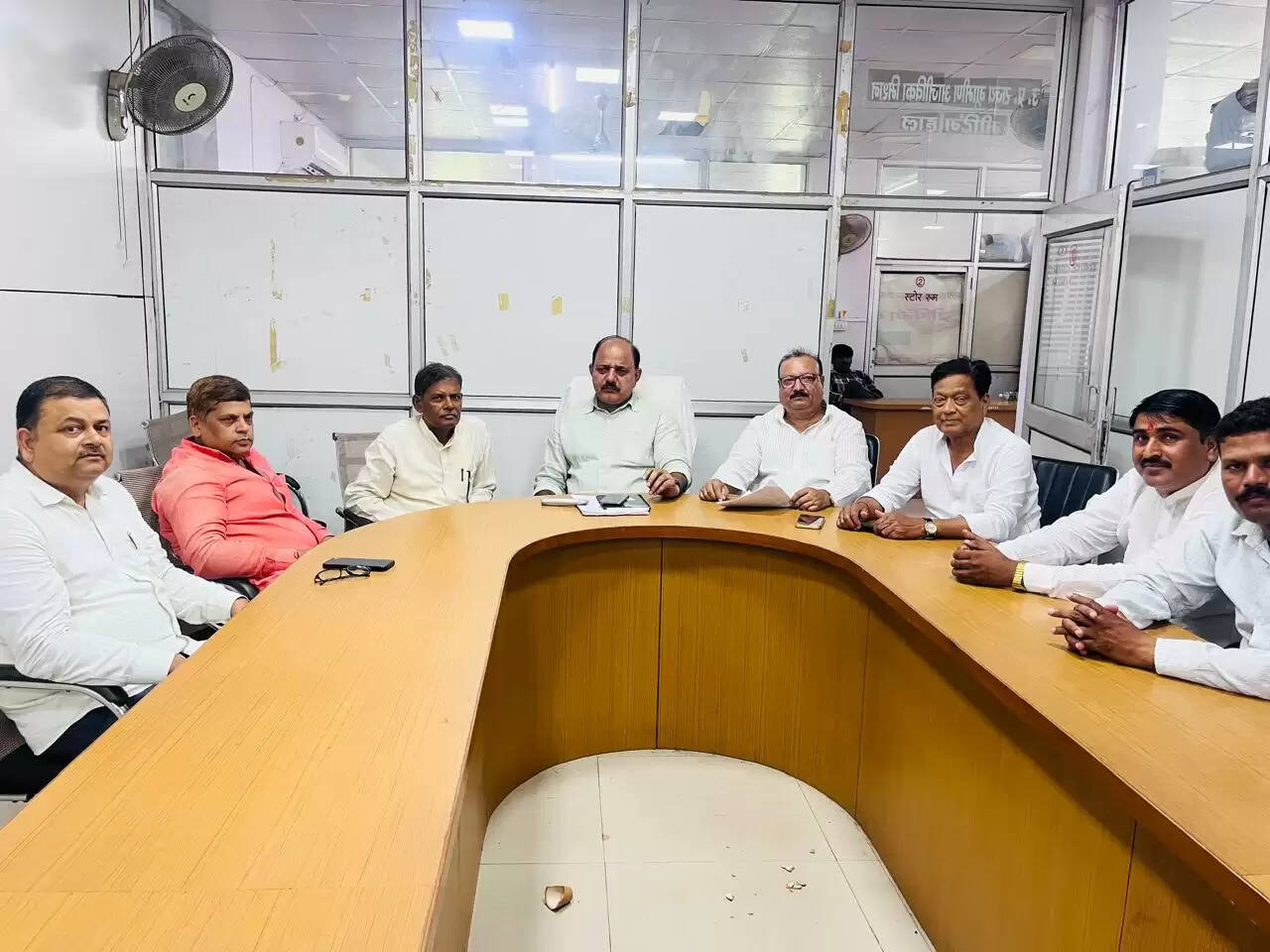 राष्ट्रीय पंचायतीराज ग्राम प्रधान संगठन के प्रदेश अध्यक्ष ने गोरखपुर के प्रधानों के साथ की बैठक