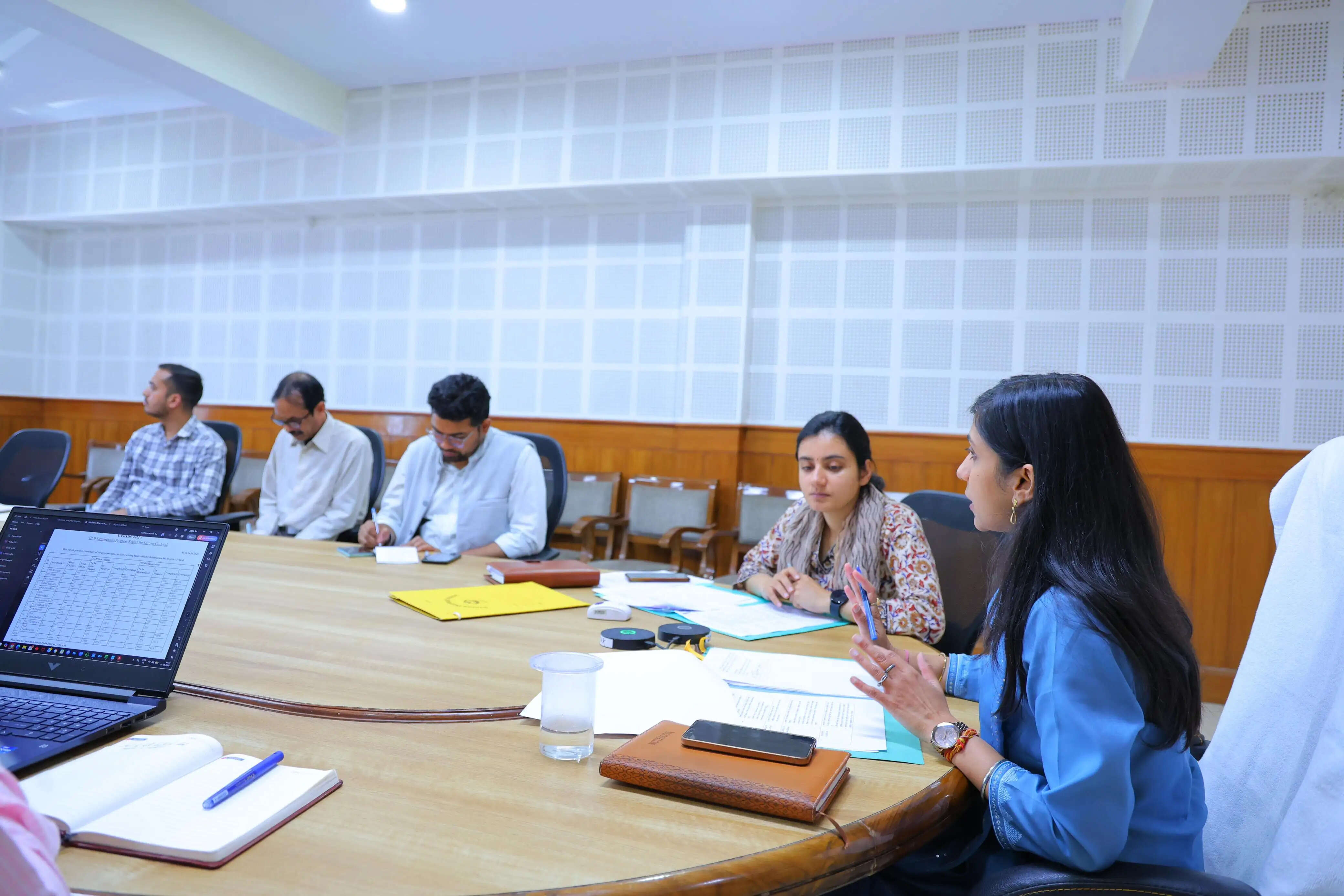 जनगणना के कार्य में लापरवाही नहीं होगी बर्दाश्त:डीएम