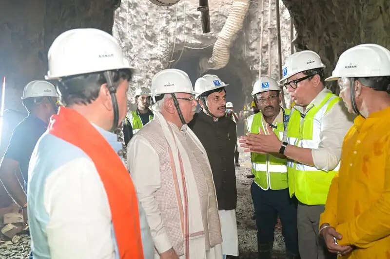 मनोहर लाल ने उज्जैन में किया सिंहस्थ 2028 के निर्माण कार्यों का निरीक्षण