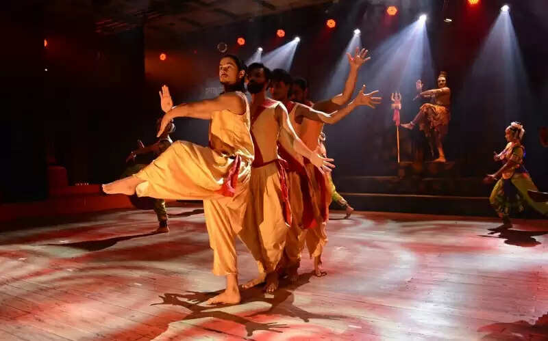 सदानीरा समागम: भारत भवन के अंतरंग सभागार में हुई नर्मदा-जीवन प्रवाह की प्रस्तुति