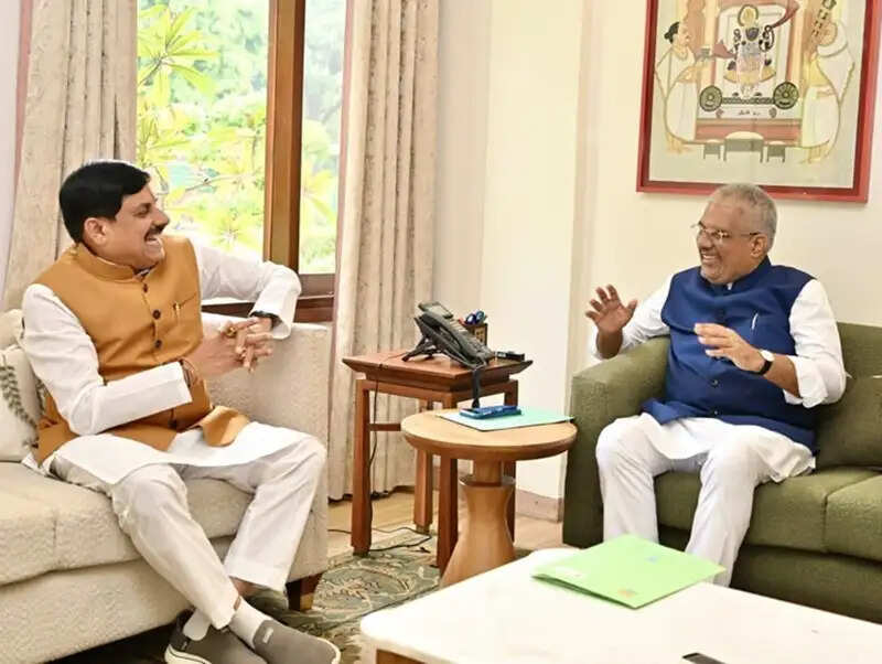 मध्य प्रदेश के मुख्यमंत्री ने केंद्रीय मंत्री भूपेंद्र यादव से की सौजन्य भेंट