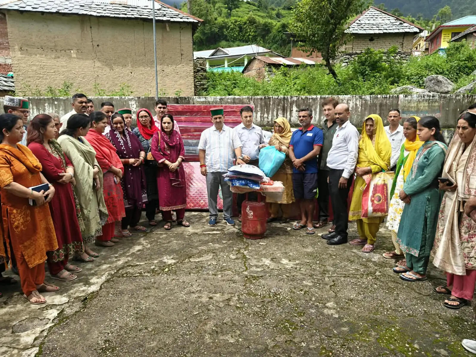 बोह प्रभावित परिवारों के पुनर्वास हेतु जमीन चिन्हित : केवल सिंह पठानिया