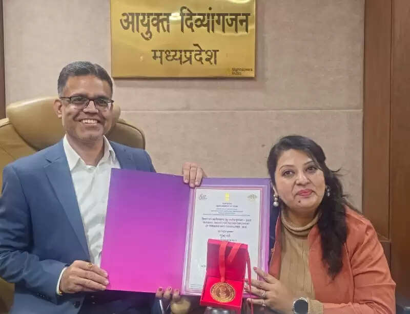 श्रेष्ठ दिव्यांगजन सम्मान-2025 से सम्मानित पूजा गर्ग बनी एक दिन के लिए “दिव्यांगजन आयुक्त”