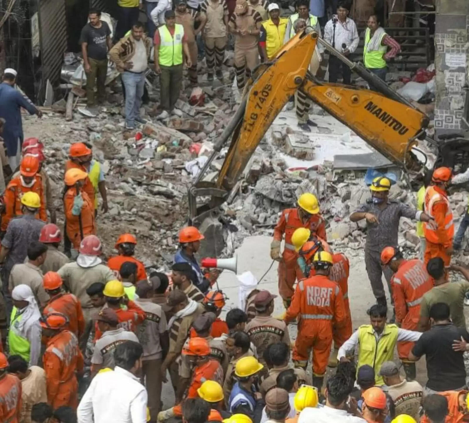 उपराज्यपाल ने दिए मुस्तफाबाद हादसे की व्यापक मजिस्ट्रेट जांच के आदेश