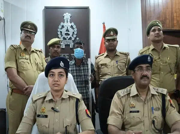 सेल्समैन की हत्या में फरार आरोपित गिरफ्तार