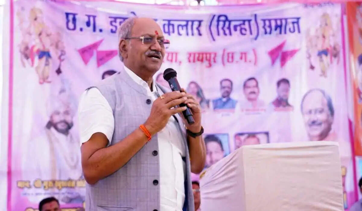 समाज की शक्ति संगठन और सेवा में है : सांसद बृजमोहन अग्रवाल