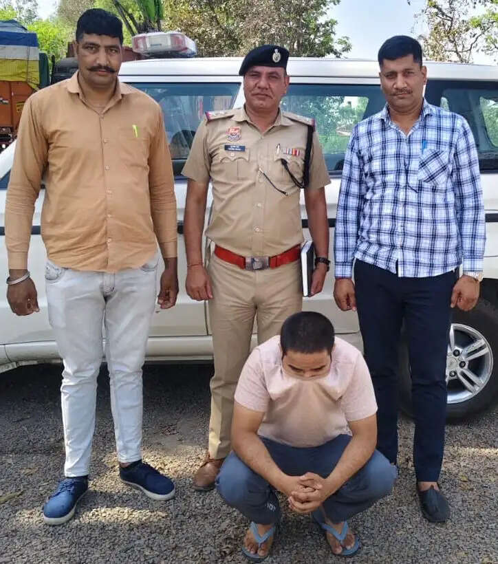 कैथल: इंग्लैंड भेजने के नाम पर लाखों की ठगी का आरोपी काबू