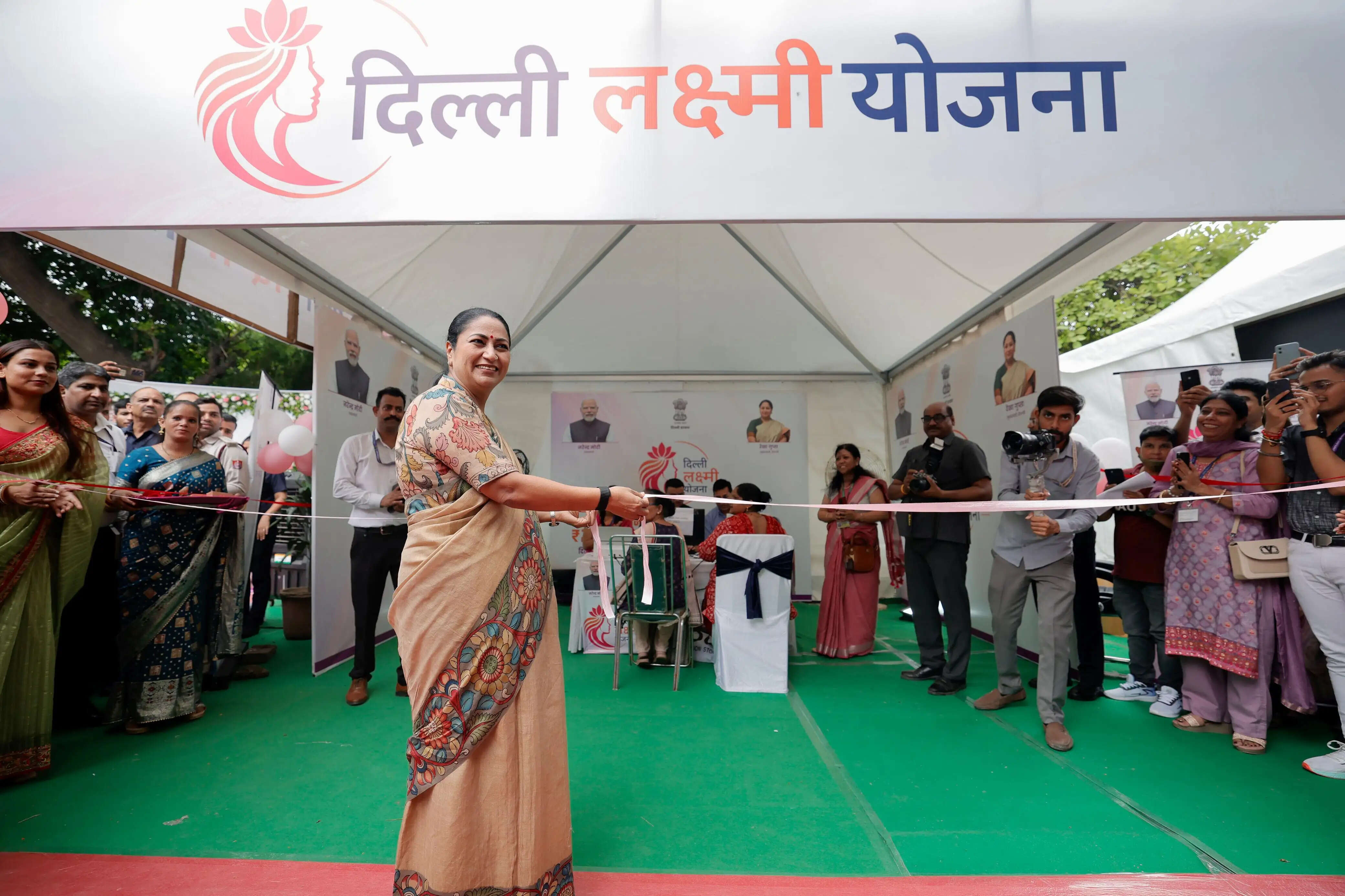 मुख्यमंत्री रेखा गुप्ता ने ‘दिल्ली लक्ष्मी योजना’ की शुरुआत की, पोर्टल का किया शुभारंभ