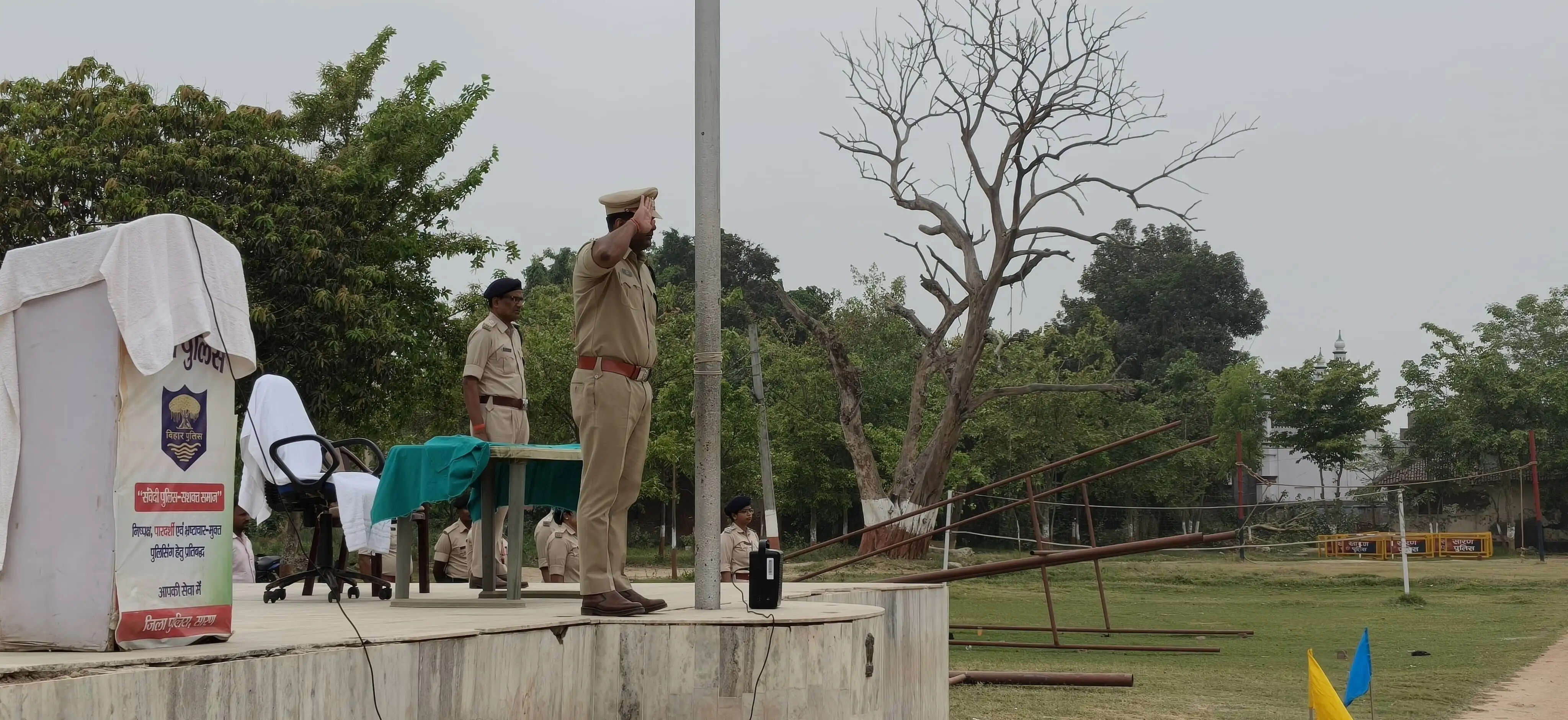 एसएसपी ने किया प्रशिक्षु सिपाहियों के परेड का निरीक्षण