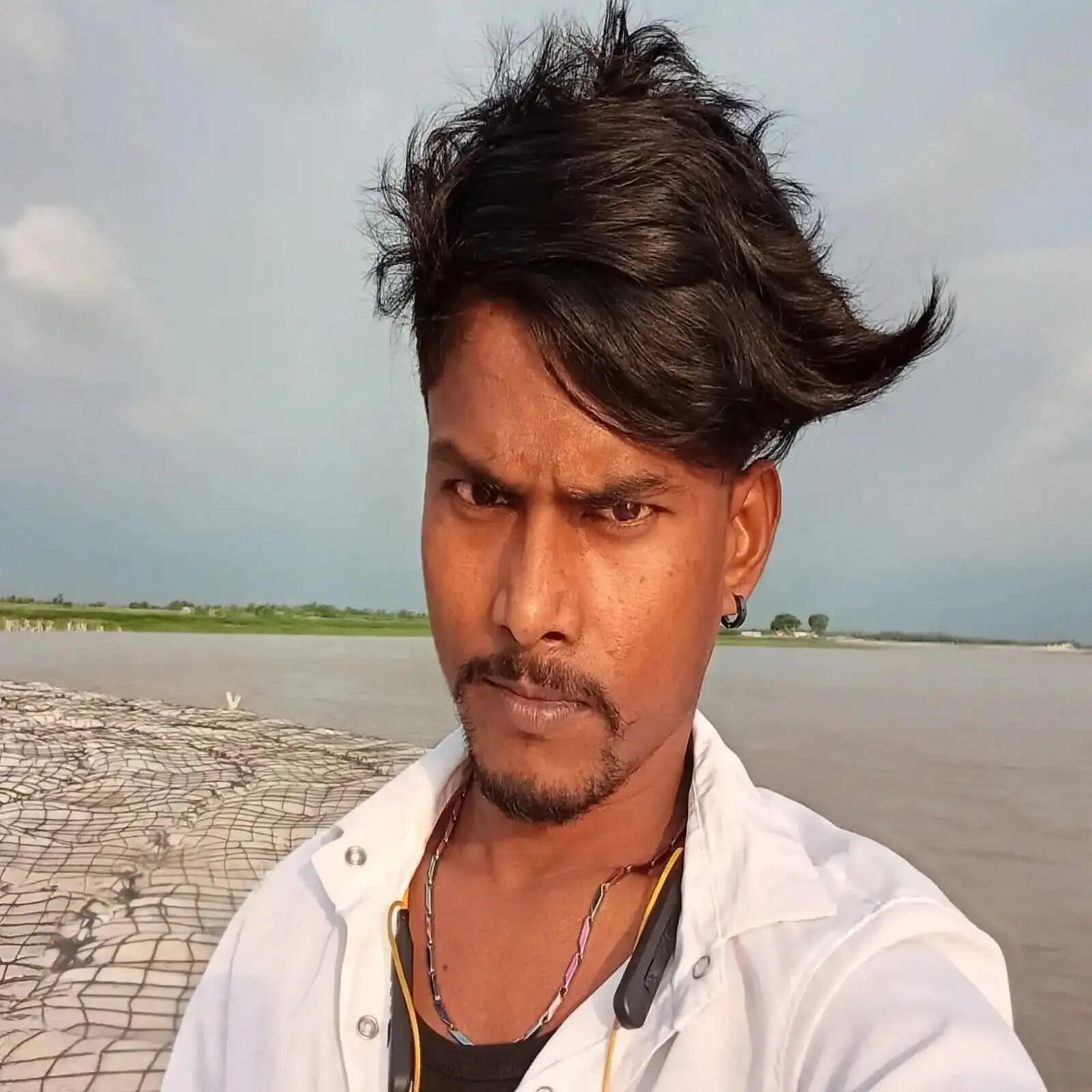 इलाज के दौरान सड़क हादसे में घायल युवक की मौत