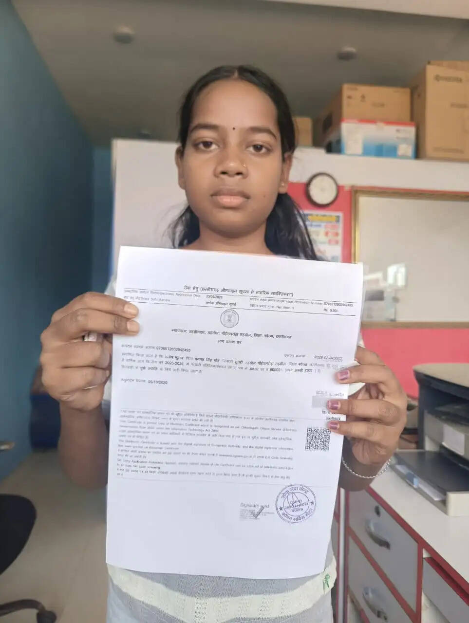कोरबा: सेवा सेतु से आसान हुई शासकीय सेवाओं की राह, ज्योति को गांव में ही मिला आय प्रमाण पत्र