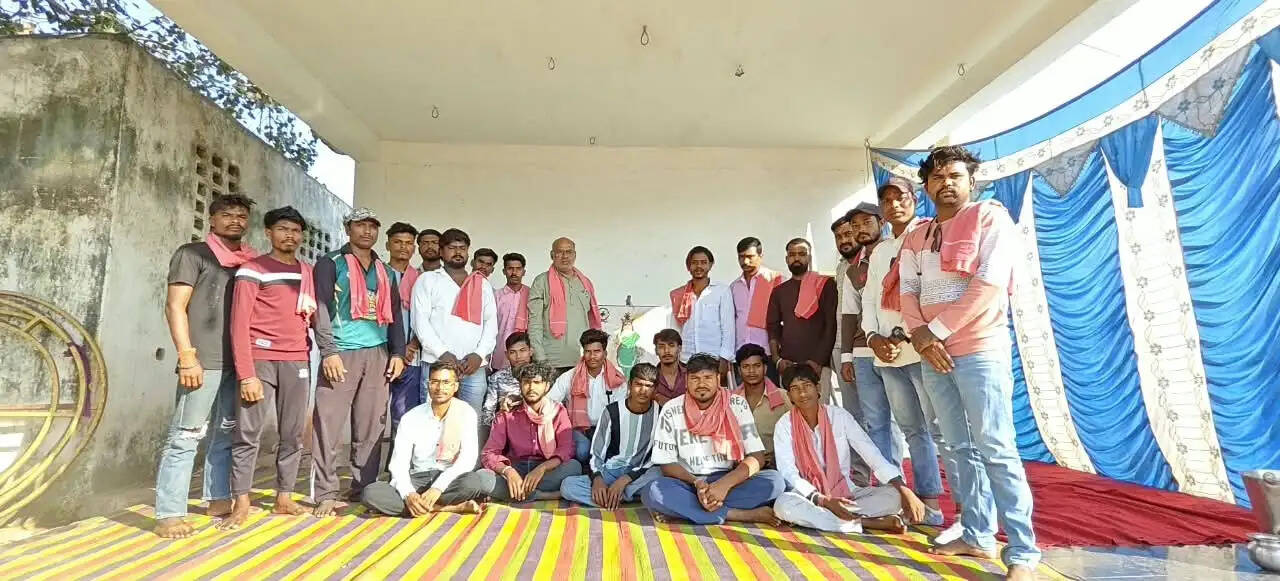 जोहार छत्तीसगढ़ पार्टी ने किया संगठन विस्तार, अवैध रेत उत्खनन के खिलाफ आंदोलन की चेतावनी