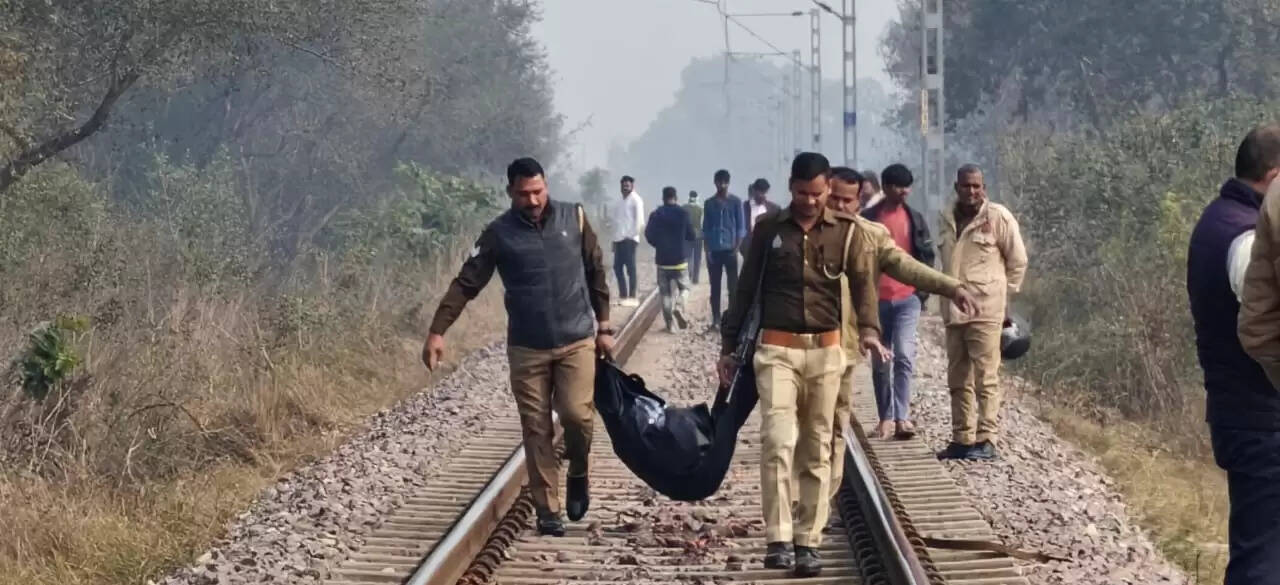 ट्रेन की चपेट में आने से अज्ञात अधेड़ की दर्दनाक मौत, शिनाख्त नहीं