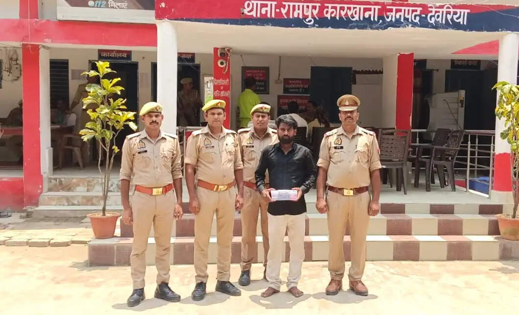 हत्या के प्रयास में वांछित एक आरोपित गिरफ्तार