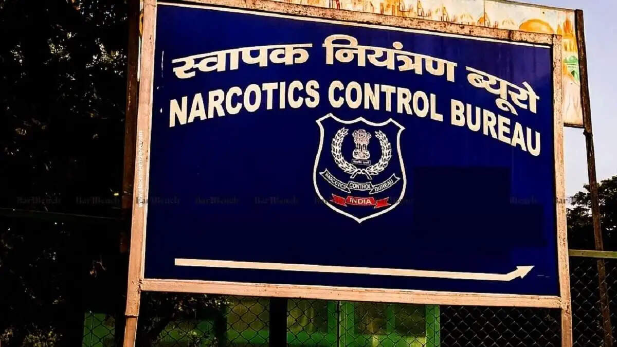 मोतिहारी में एनसीबी ने मादक पदार्थ के बड़े तस्कर सिंडीकेट का किया खुलासा,भारी मात्रा में कैश व डोडा बरामद