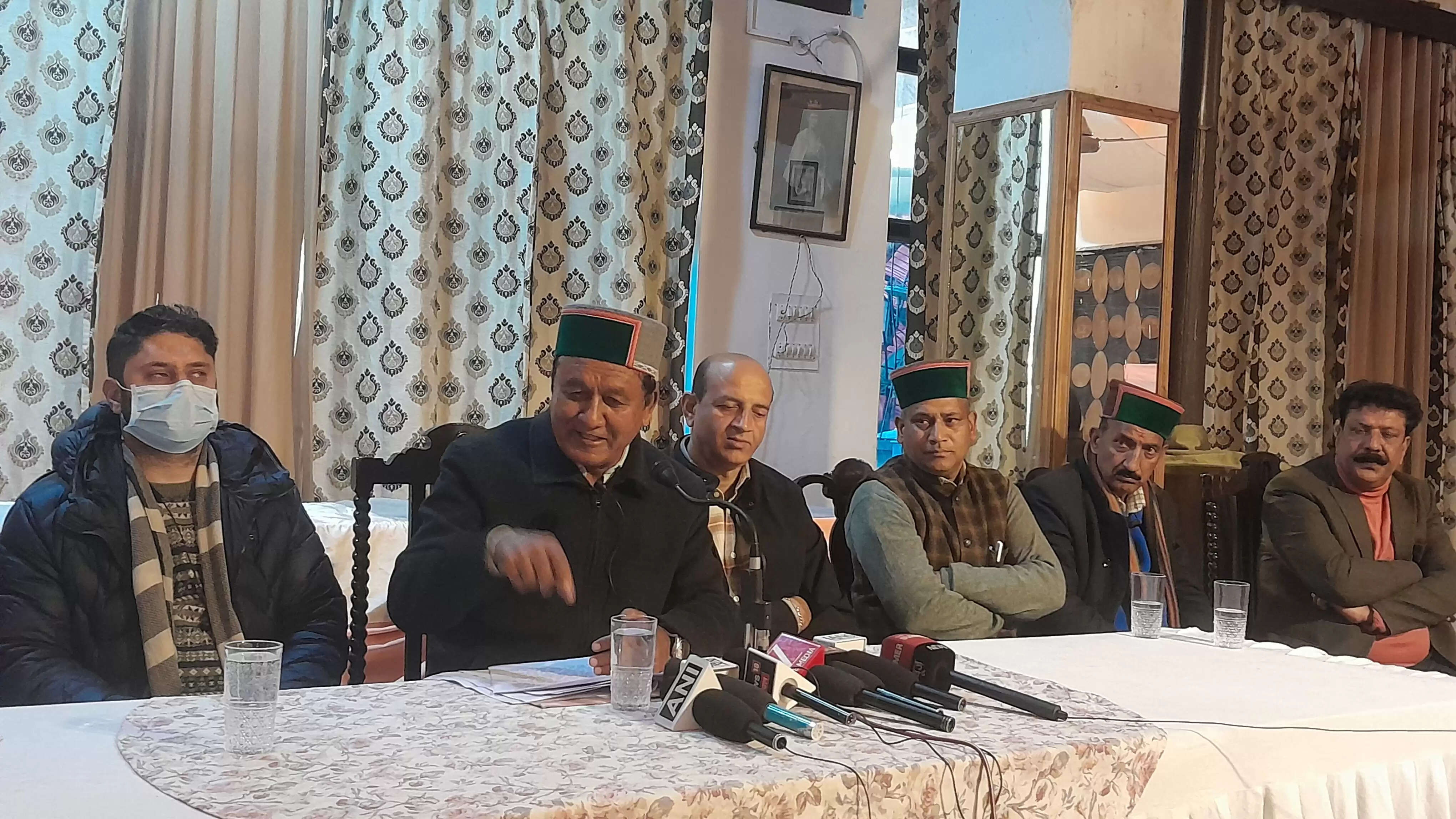 प्राकृतिक आपदा और राजनैतिक आपदा से सफलतापूर्वक निपटी सुक्खू सरकार: जगत सिंह नेगी