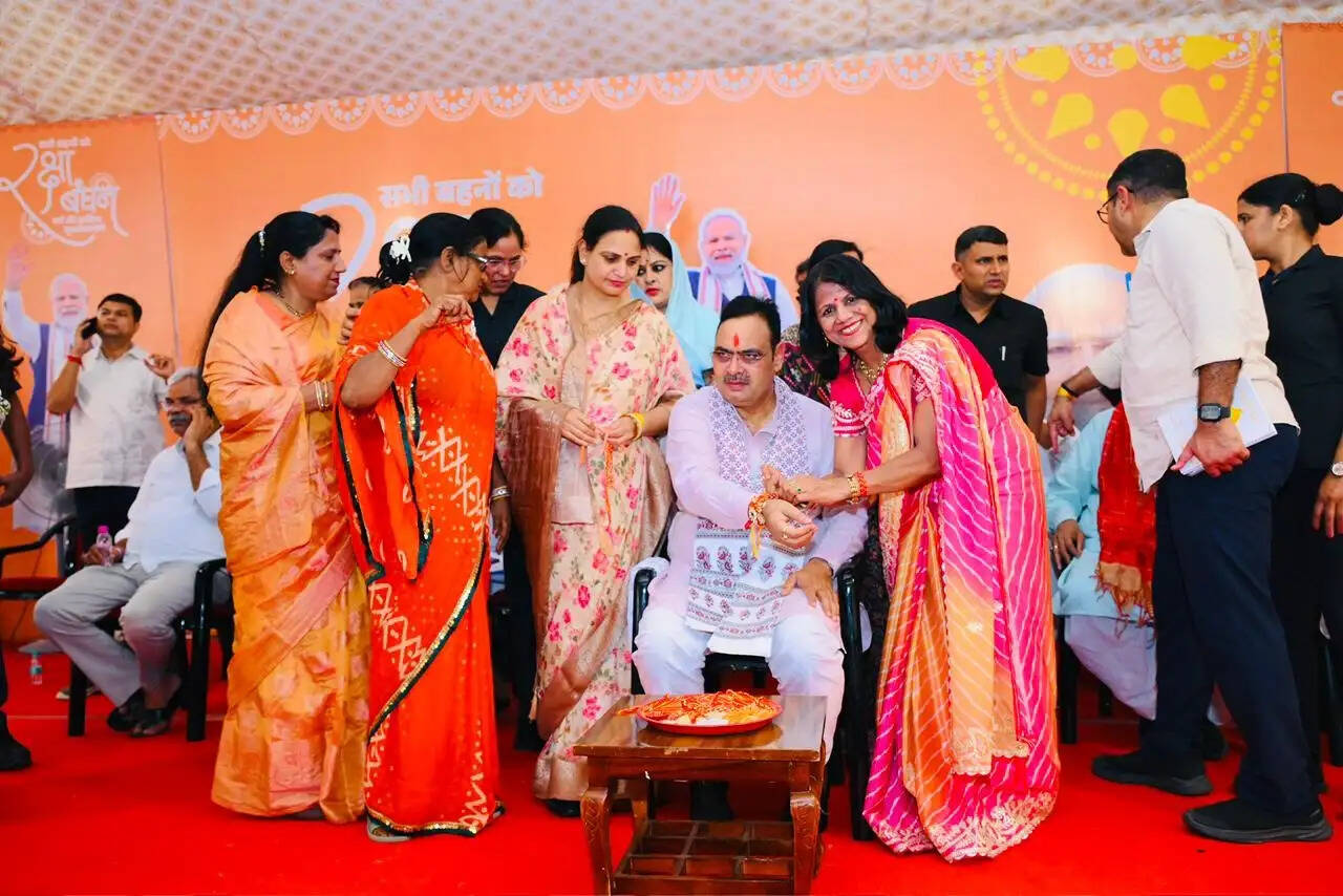 रक्षाबंधन भाई-बहन के अटूट स्नेह का प्रतीक, हमारी समृद्ध संस्कृति का परिचायक : मुख्यमंत्री