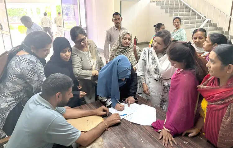 एसआईआर की तैयारियां तेज, बीएलओ व सुपरवाइजरों को दिया प्रशिक्षण