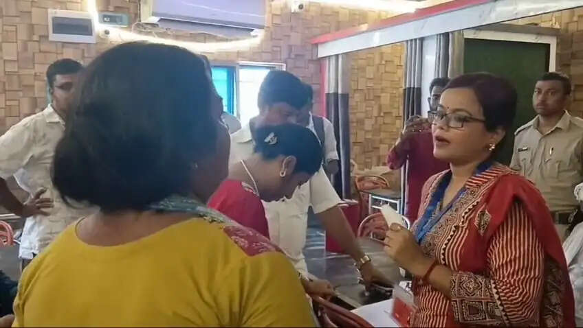 पांडुआ में नामी होटल और मिठाई की दुकानों पर खाद्य सुरक्षा विभाग का छापा, एक्सपायर्ड खाद्य सामग्री बरामद