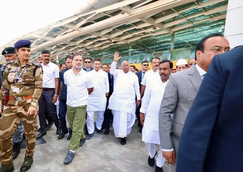 भारत-अमेरिका ट्रेड डील के खिलाफ भोपाल में कांग्रेस की किसान महाचौपाल, खरगे-राहुल भी पहुंचे