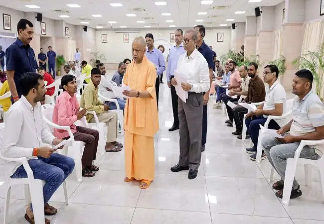 मेहनत से खेलिए, पदक जीतिए और सरकारी नौकरी में प्राथमिकता लीजिए : मुख्यमंत्री योगी