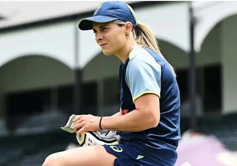 वेस्टइंडीज सीरीज से पहले सोफी मोलिनक्स अपनी हर भूमिका निभाने के लिए तैयार