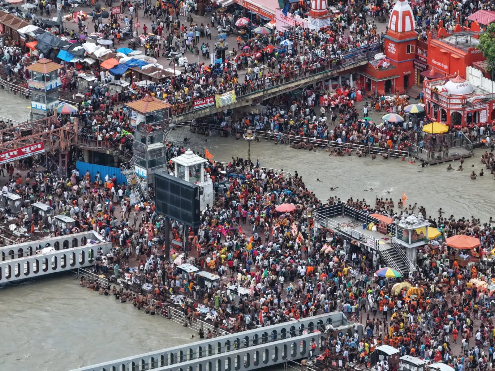 कांवड़ मेले में आस्था का सैलाब, 11वें दिन 60.70 लाख शिवभक्त कांवड़ लेकर रवाना