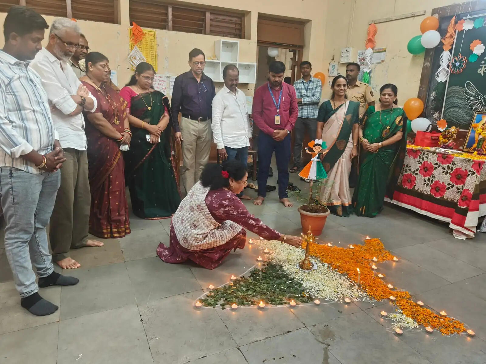 ठाणे में तिरंगा मुहिम से विद्यालयों में देश भक्ति का माहौल