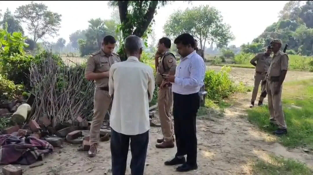फर्रुखाबाद में आतिशबाजी बनाते समय धमाका, पुलिस कर रही जांच
