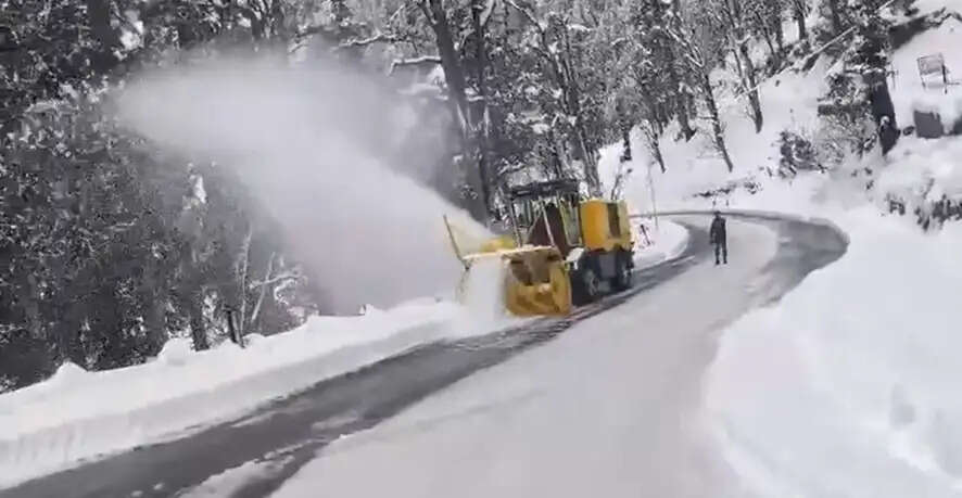 हिमाचल में फिर बर्फबारी, 20 मार्च तक ऑरेंज अलर्ट