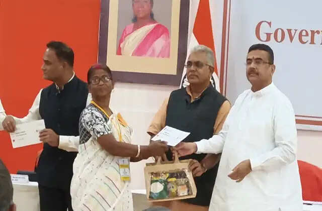पश्चिम बंगाल आवास योजना के 10.20 लाख लाभार्थियों को मिली 6,122 करोड़ रुपये की सहायता