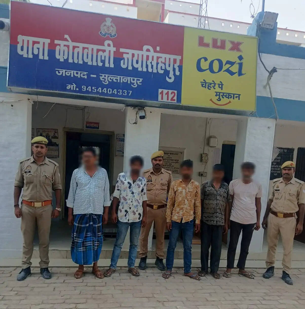 सुलतानपुर में पांच गौ वध तस्कर गिरफ्तार ,भेजे गए जेल