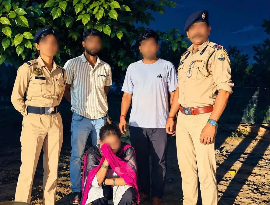 डमटाल में 34.5 ग्राम चिट्टे सहित पंजाब की महिला तस्कर काबू