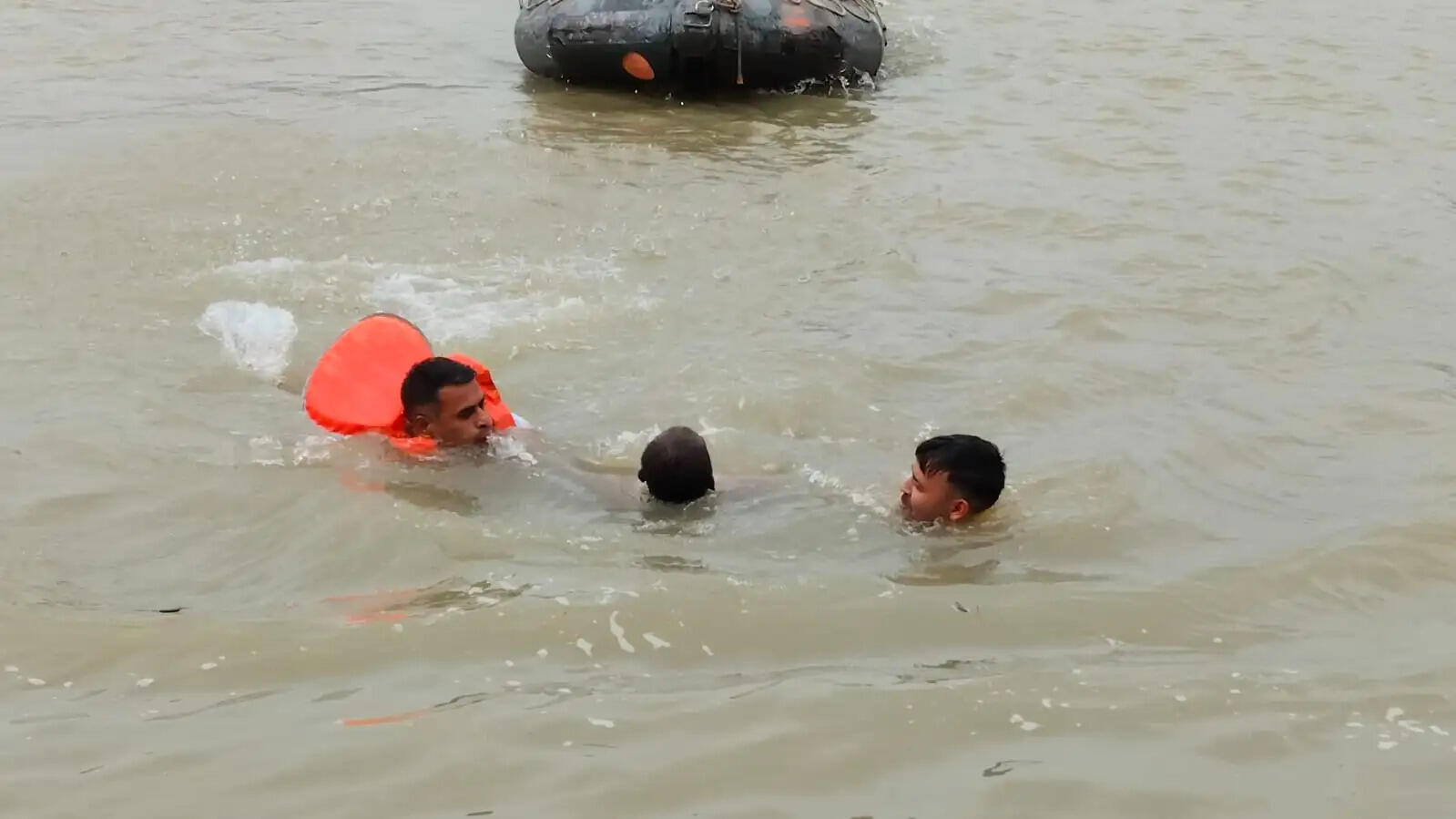 आपदा प्रबंधन की परखी गईं तैयारियां, बाढ़ राहत-बचाव का किया गया अभ्यास