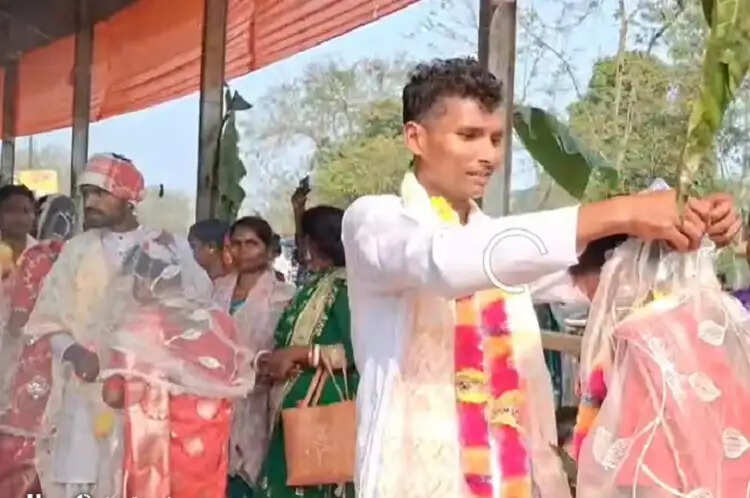 सामूहिक विवाह समारोह में 150 जोड़े शादी के बंधन में बंधे