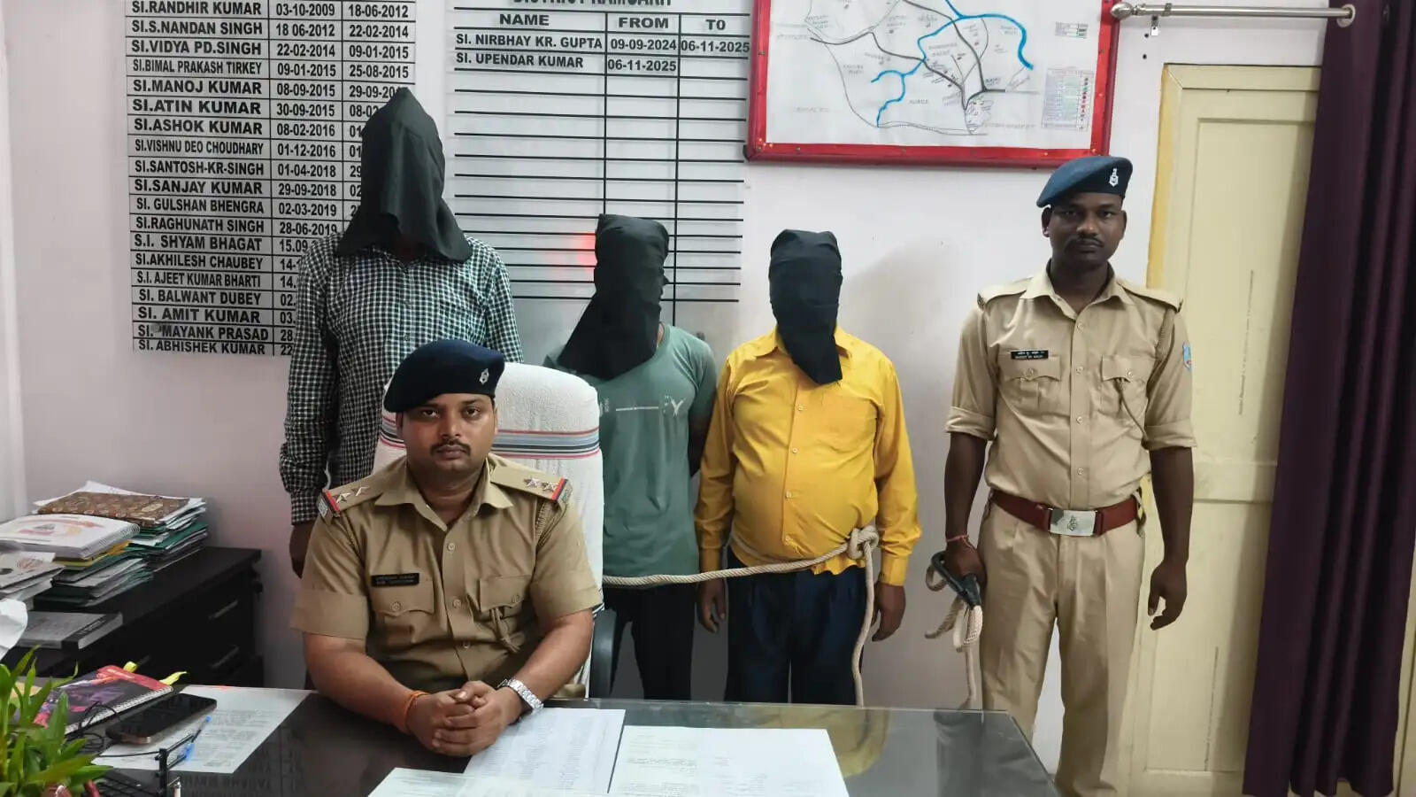 अवैध हथियार बनाने वाले तीन और अपराधी गिरफ्तार