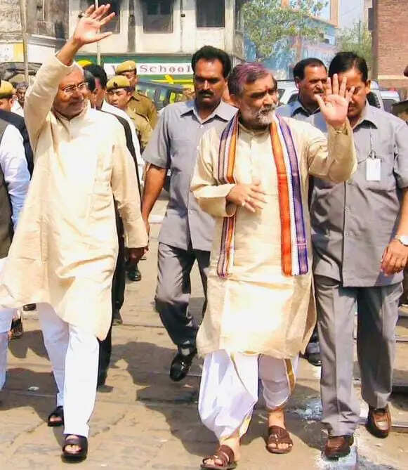 नीतिश कुमार के राज्यसभा नामांकन पर अश्विनी चौबे ने दी बधाई