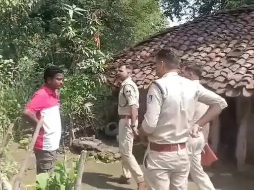 मंडला में घर में सो रहे 83 वर्षीय बुजुर्ग की हत्या,&nbsp;गले पर मिले&nbsp;धारदार हथियार के&nbsp;निशान