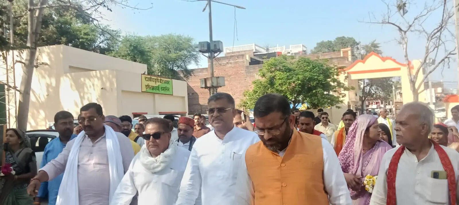 बुन्देलखण्ड राज्य निर्माण की मांग को लेकर निकली “बुन्देलखण्ड गांव-गांव, पांव-पांव यात्रा” पहुंची कमासिन