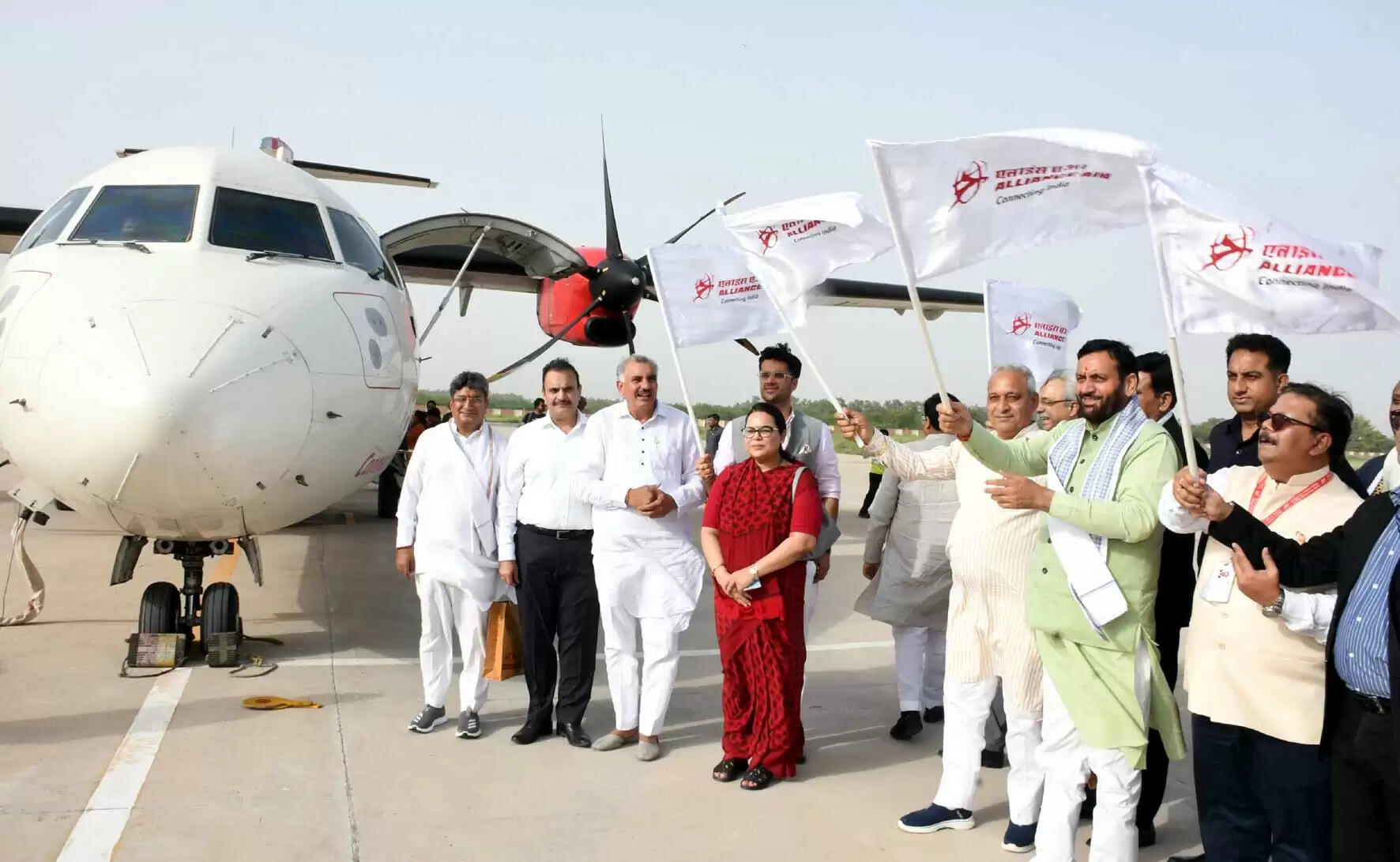 हिसार से चंडीगढ़ के लिए फ्लाइट शुरू,मुख्यमंत्री ने किया उदघाटन