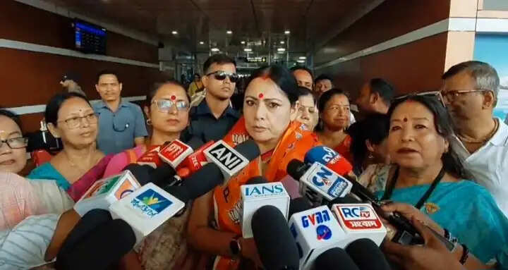 तृणमूल नेताओं को अपने कर्मों का फल मिल रहा, जनता ने लूट और भ्रष्टाचार का जवाब दिया : अग्निमित्रा पाल
