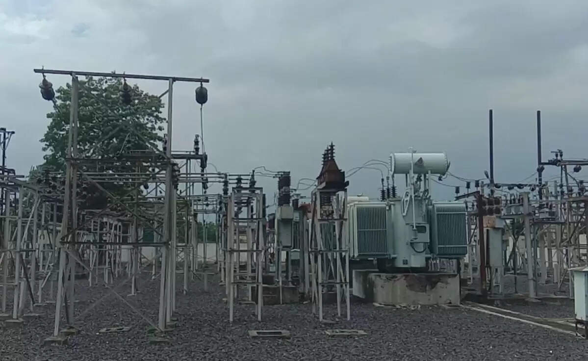 ट्रांसफार्मर मेंटेनेंस को लेकर एक घंटे रहेगी बिजली गुल