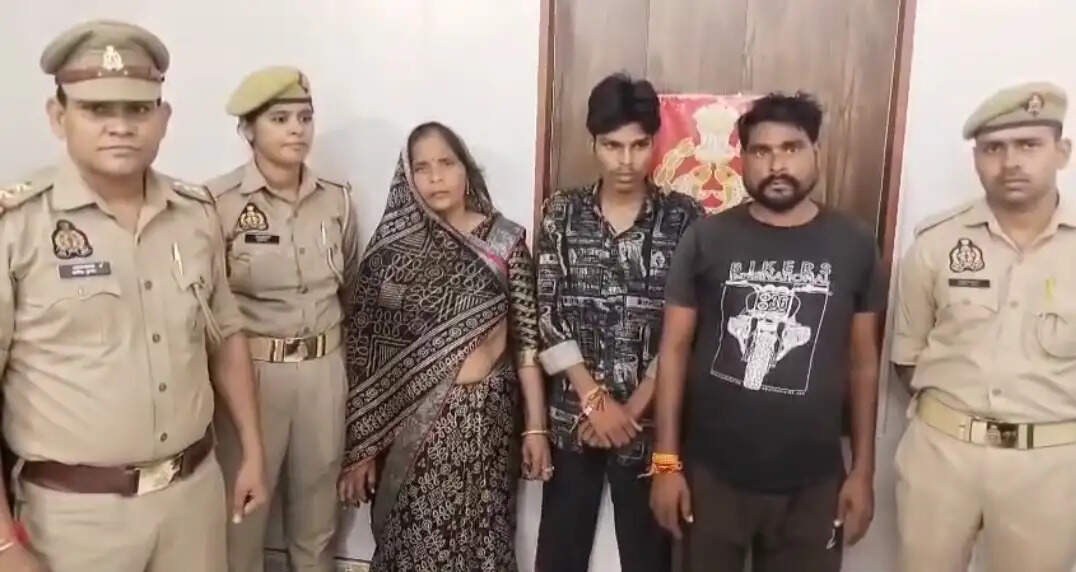फिरोजाबाद में पुलिस टीम से अभद्रता, महिला सहित तीन लोग गिरफ्तार